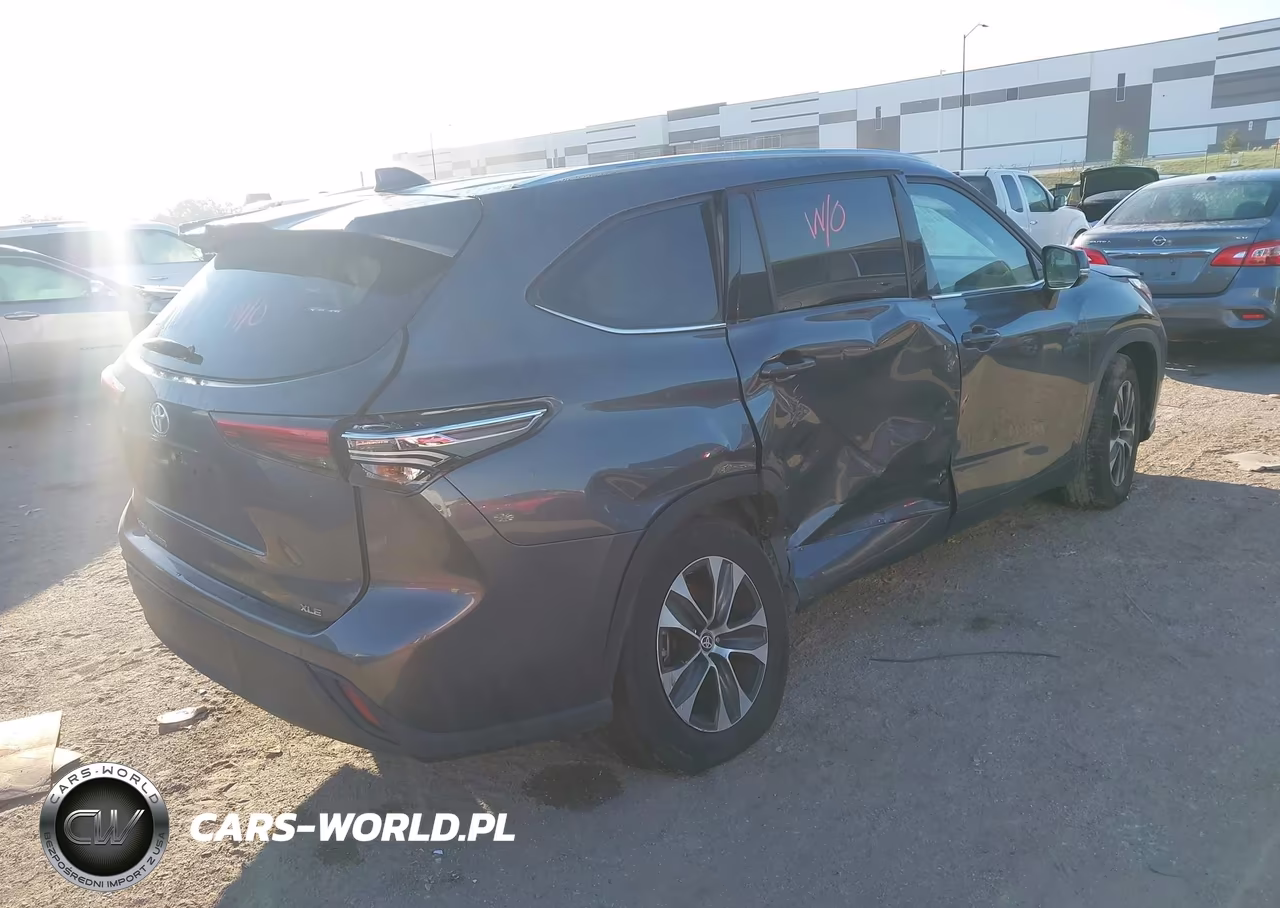 2020 Toyota Highlander Xle VIN:5TDHZRAH2LS010211 - 4