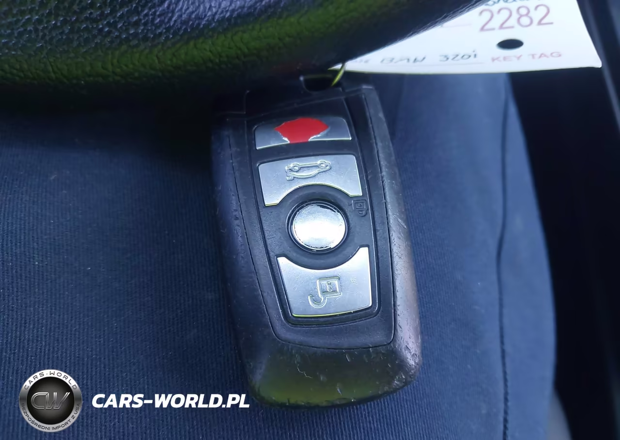 2016 BMW 320I VIN:WBA8E1G51GNU11476 - 11