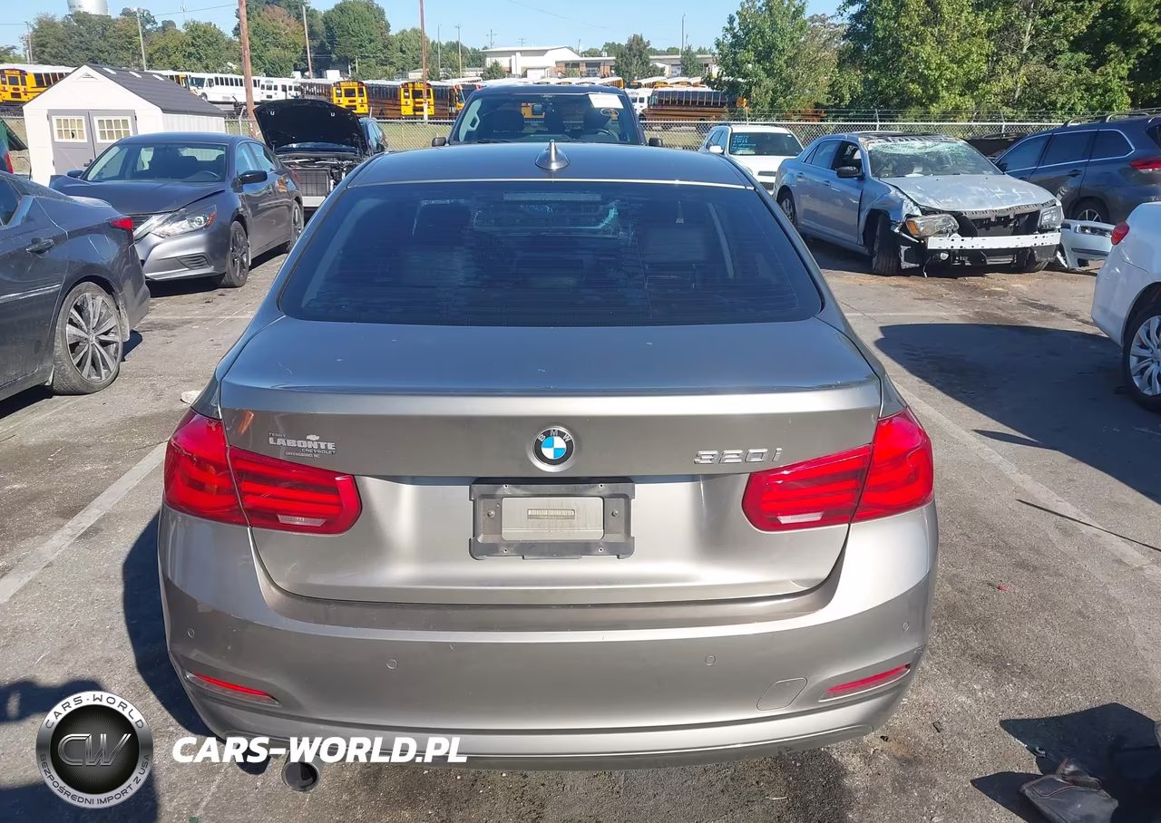 2016 BMW 320I VIN:WBA8E1G51GNU11476 - 17