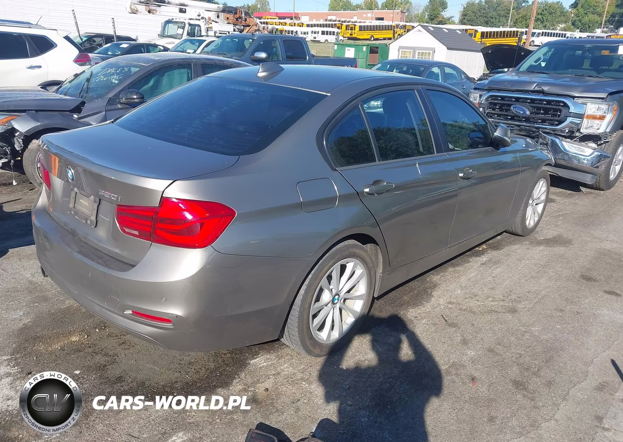 2016 BMW 320I VIN:WBA8E1G51GNU11476 - 4