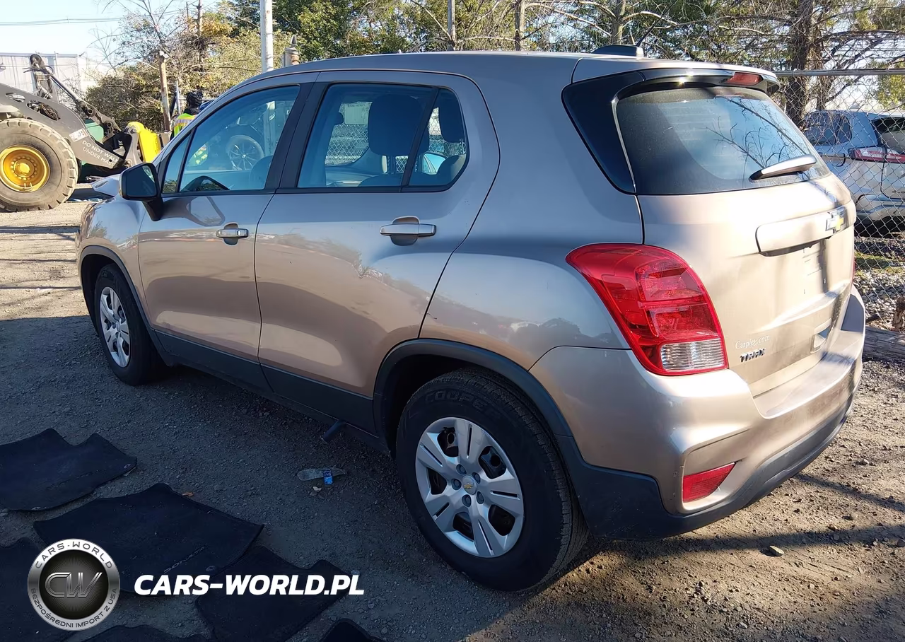 2018 Chevrolet Trax Ls VIN:3GNCJKSB5JL264573 - 3