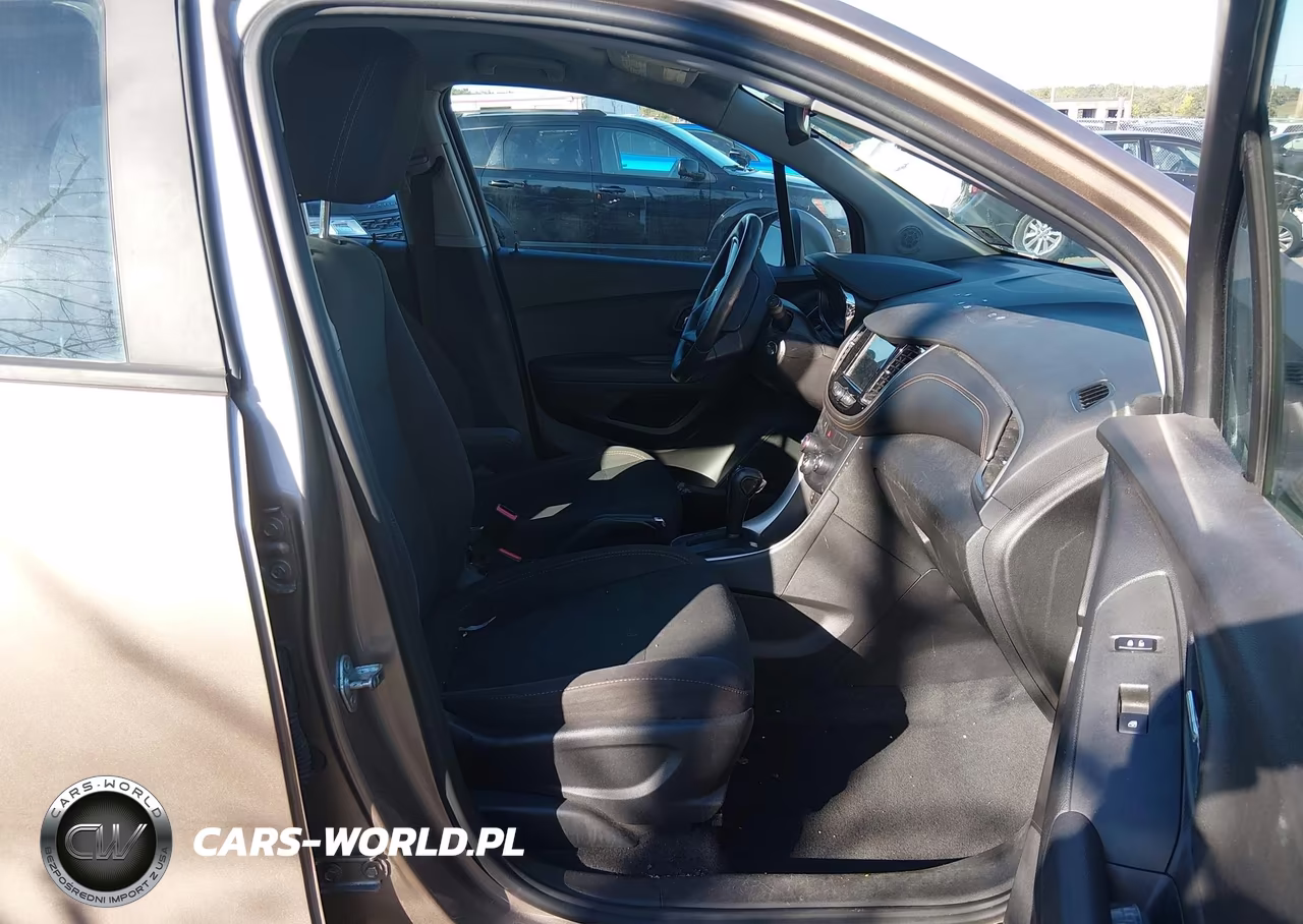 2018 Chevrolet Trax Ls VIN:3GNCJKSB5JL264573 - 5