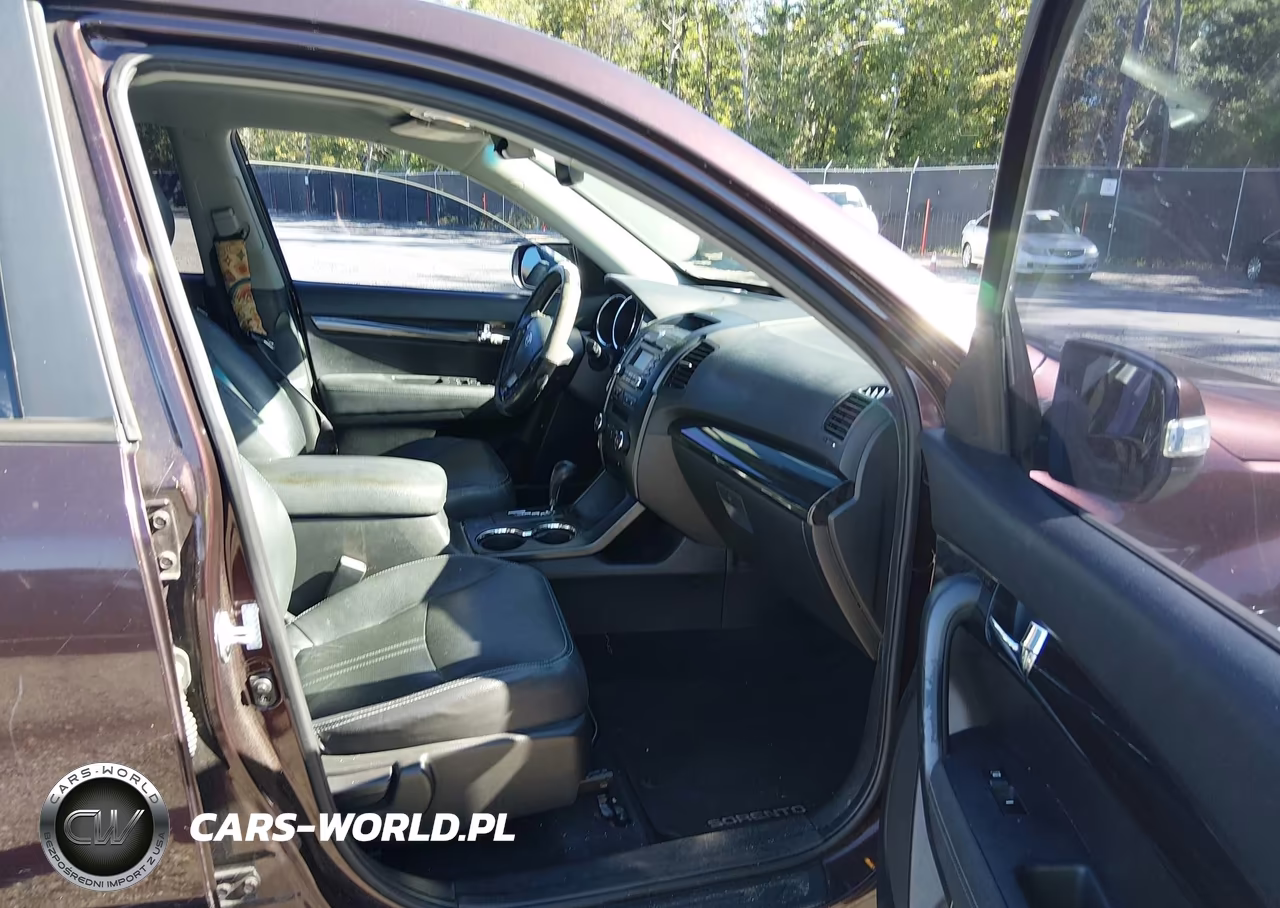 2011 Kia Sorento Ex V6 VIN:5XYKUDA28BG104656 - 5