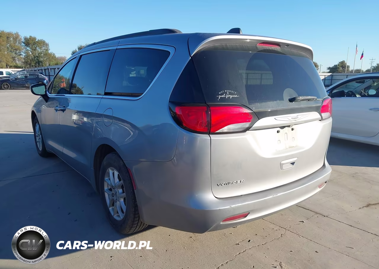 2021 Chrysler Voyager Lxi VIN:2C4RC1DG7MR515732 - 3