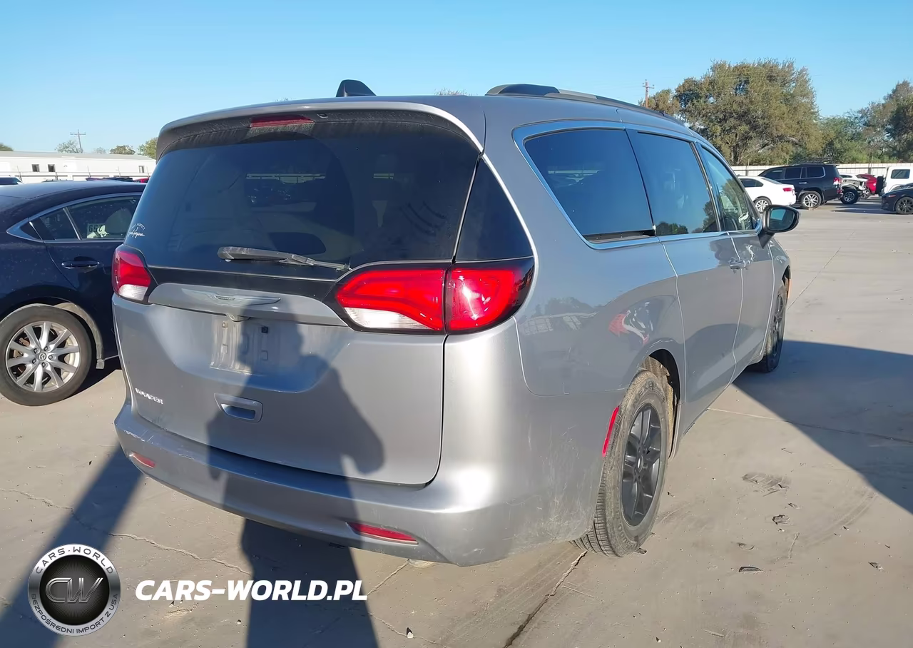 2021 Chrysler Voyager Lxi VIN:2C4RC1DG7MR515732 - 4