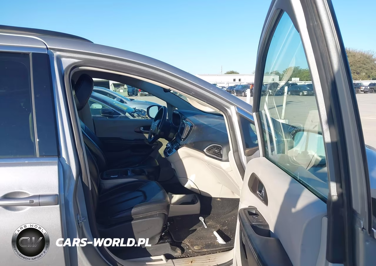 2021 Chrysler Voyager Lxi VIN:2C4RC1DG7MR515732 - 5