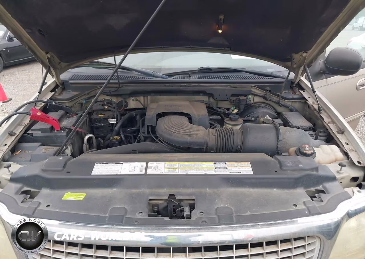 1999 Ford Expedition Eddie Bauer-Xlt VIN:1FMRU17L3XLB64090 - 10