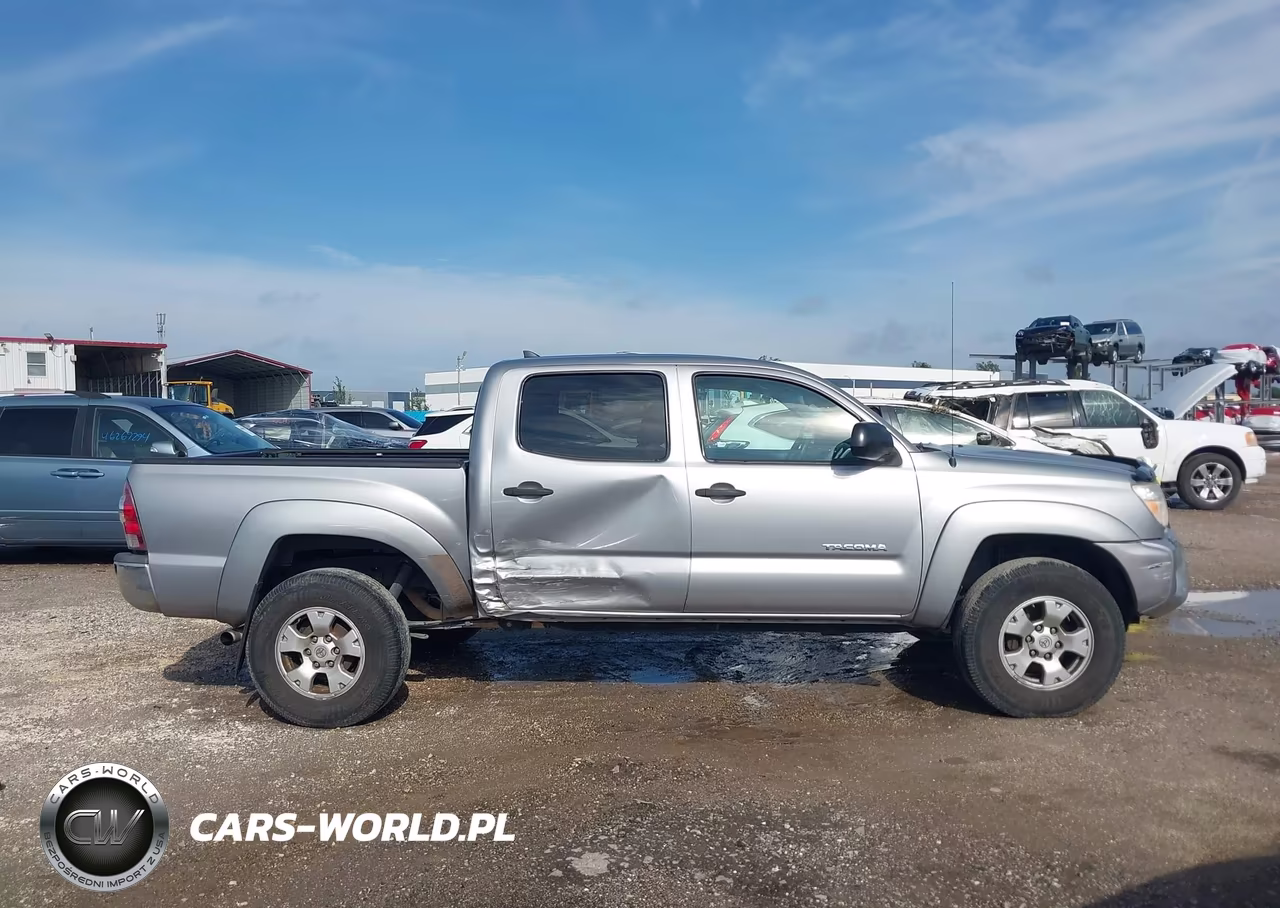 2015 Toyota Tacoma Prerunner VIN:5TFJX4GN4FX049789 - 13
