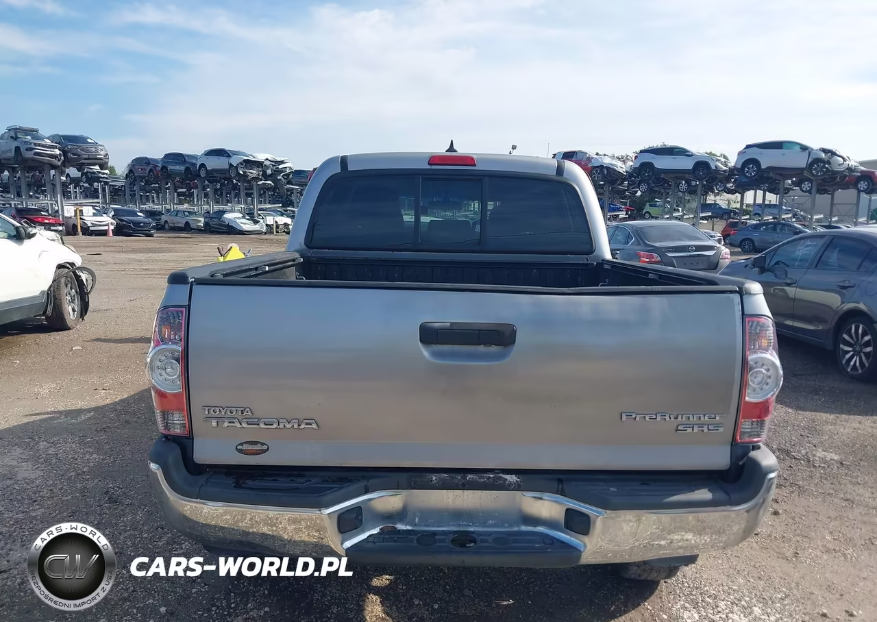 2015 Toyota Tacoma Prerunner VIN:5TFJX4GN4FX049789 - 16