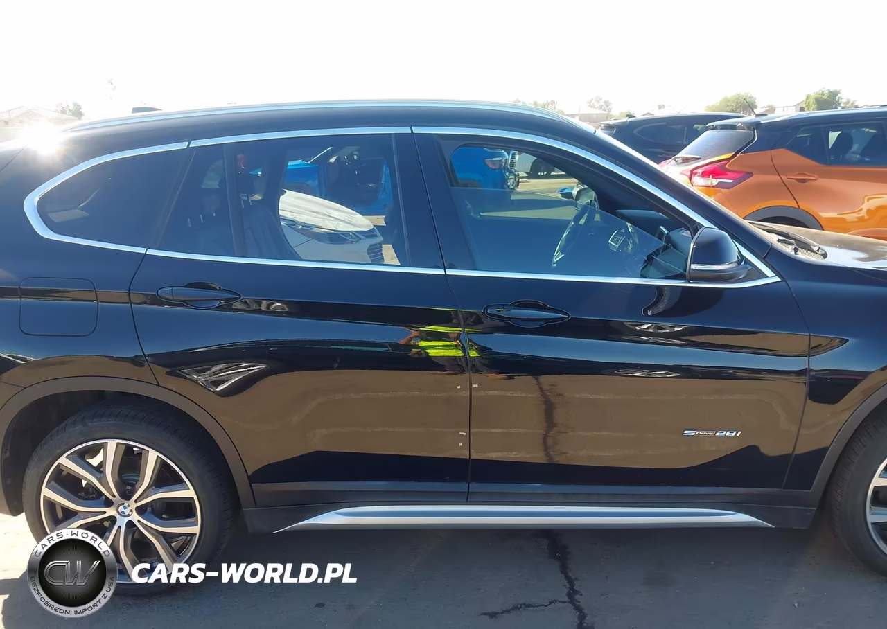 2017 BMW X1 Sdrive28I VIN:WBXHU7C31H5H38738 - 14
