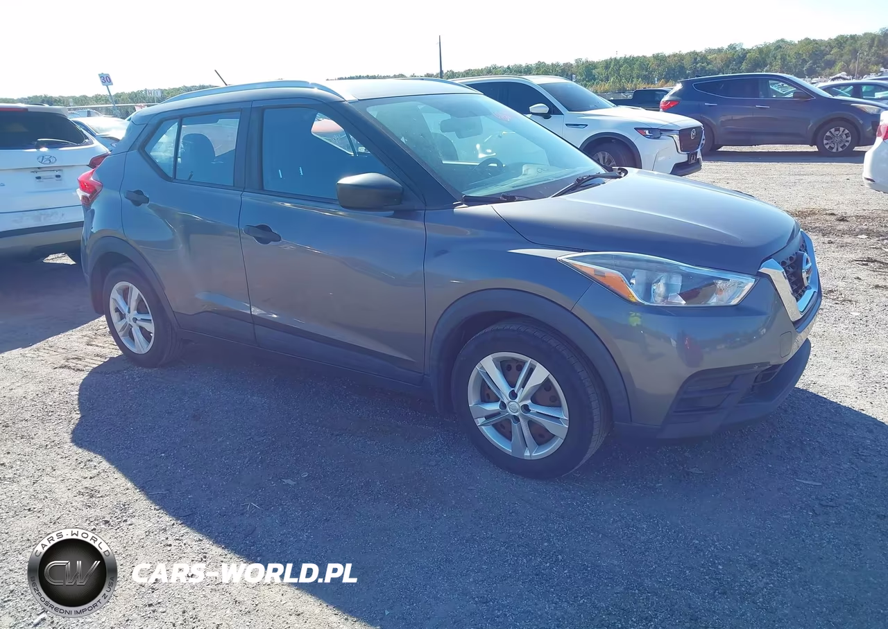 2019 Nissan Kicks S