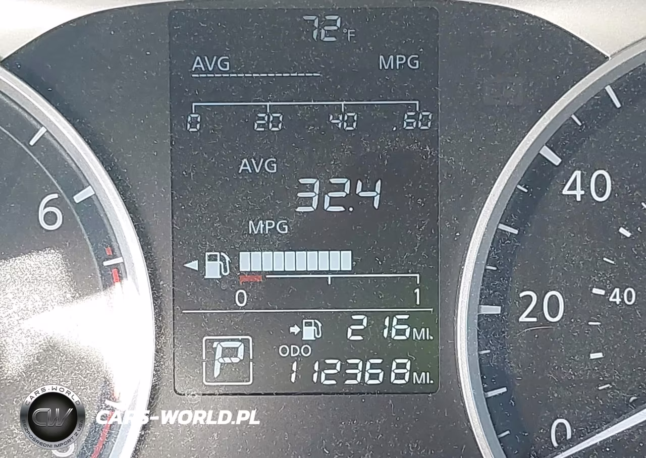 2019 Nissan Kicks S VIN:3N1CP5CU2KL568988 - 15