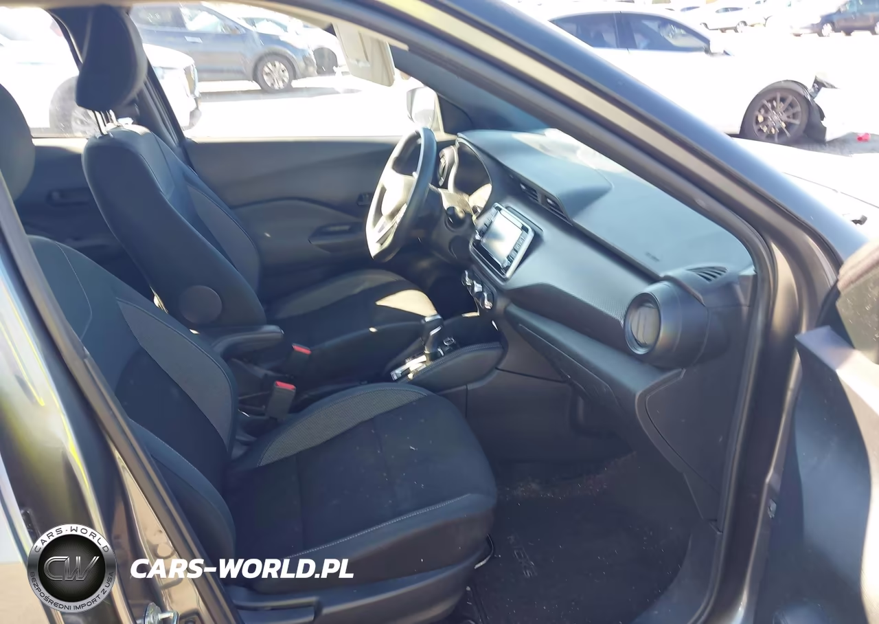 2019 Nissan Kicks S VIN:3N1CP5CU2KL568988 - 5
