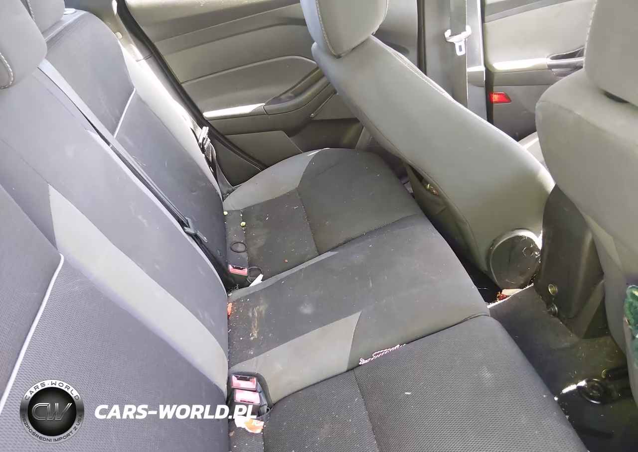 2013 Ford Focus Se VIN:1FADP3K20DL318966 - 8