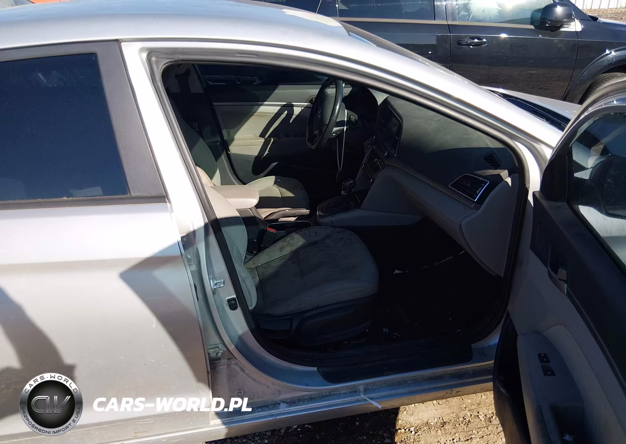 2017 Hyundai Elantra Se VIN:5NPD84LF5HH042468 - 5