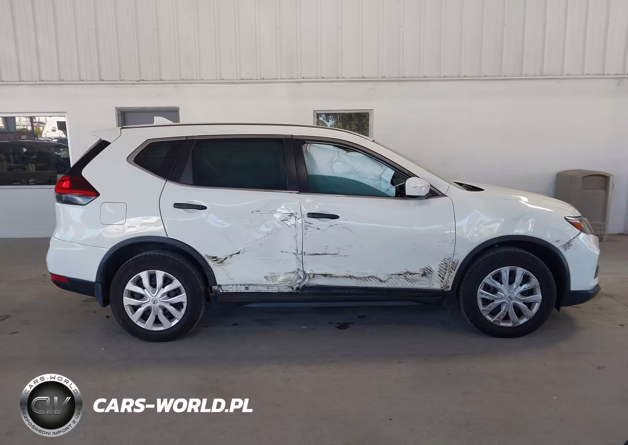 2019 Nissan Rogue S VIN:5N1AT2MT9KC810672 - 13