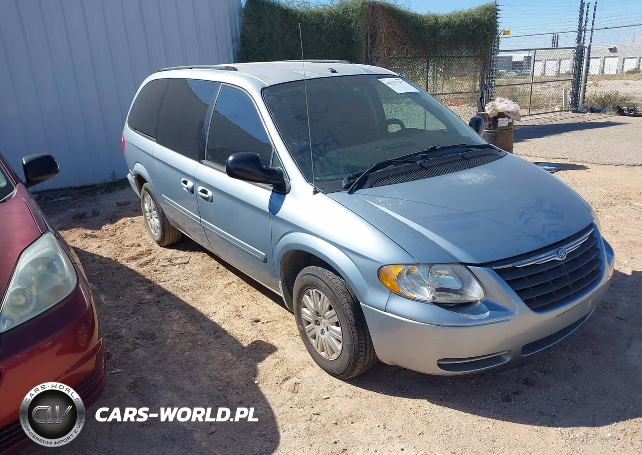 2006 Chrysler Town & Country Lx