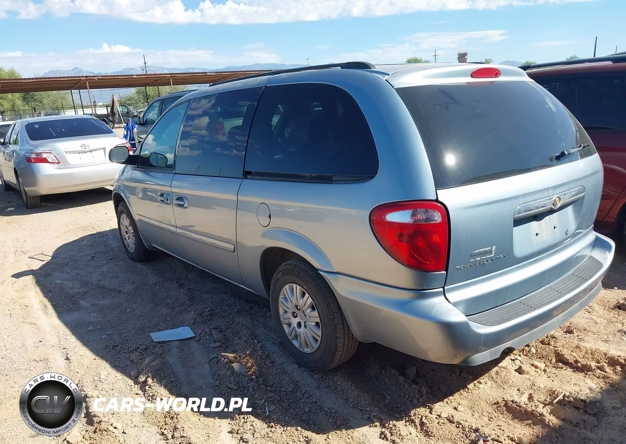 2006 Chrysler Town & Country Lx VIN:1A4GP44R66B752352 - 3