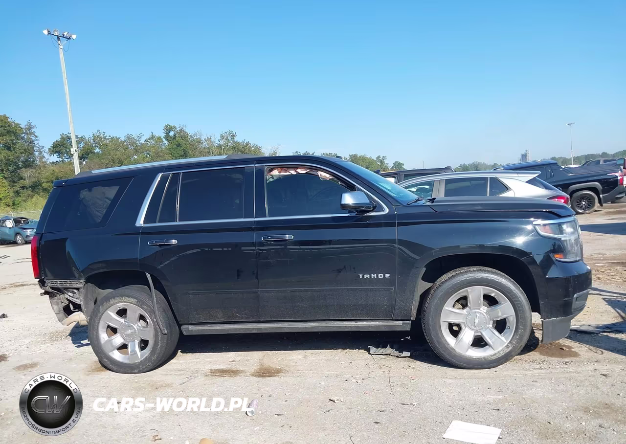 2017 Chevrolet Tahoe Premier VIN:1GNSCCKC1HR367688 - 13