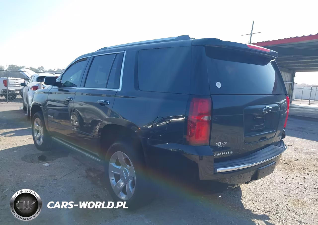 2017 Chevrolet Tahoe Premier VIN:1GNSCCKC1HR367688 - 3