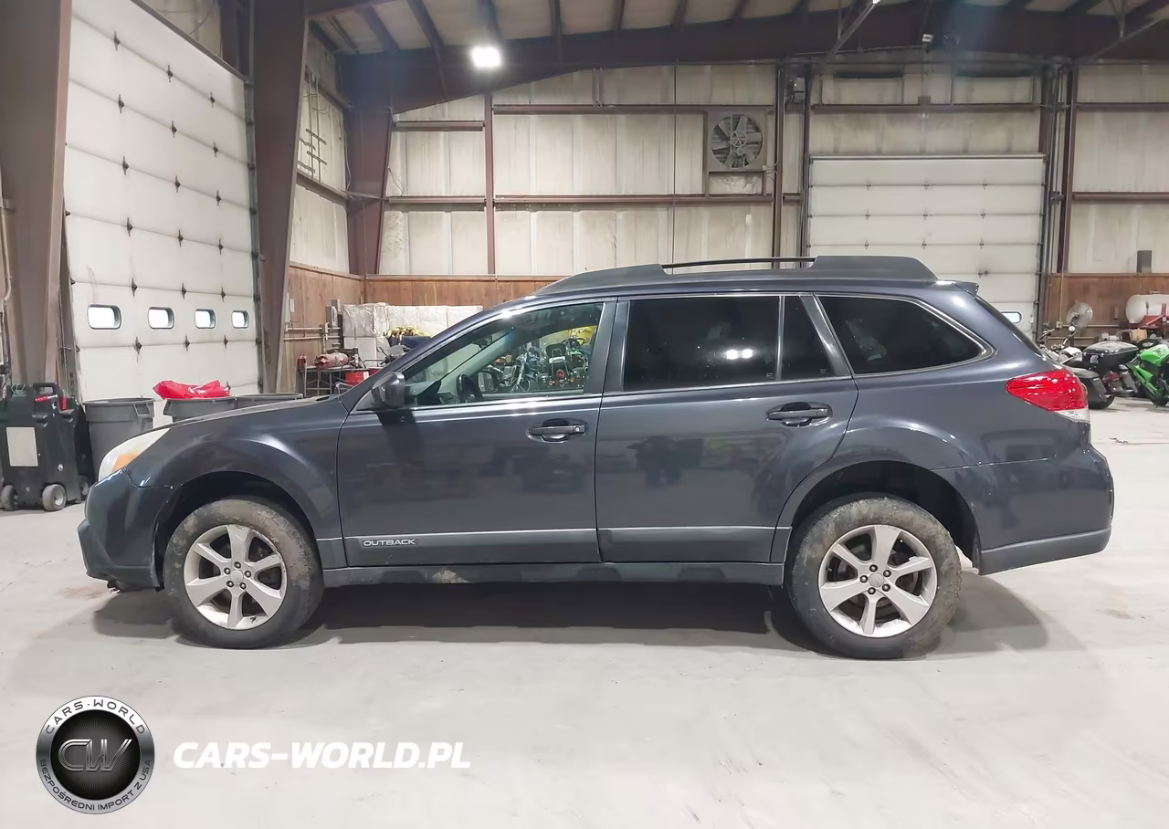 2013 Subaru Outback 2.5I Premium VIN:4S4BRBCC7D3315362 - 14