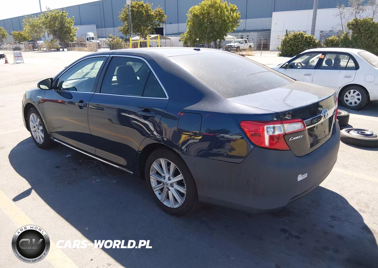 2014 Toyota Camry Hybrid Xle VIN:4T1BD1FK3EU129258 - 3