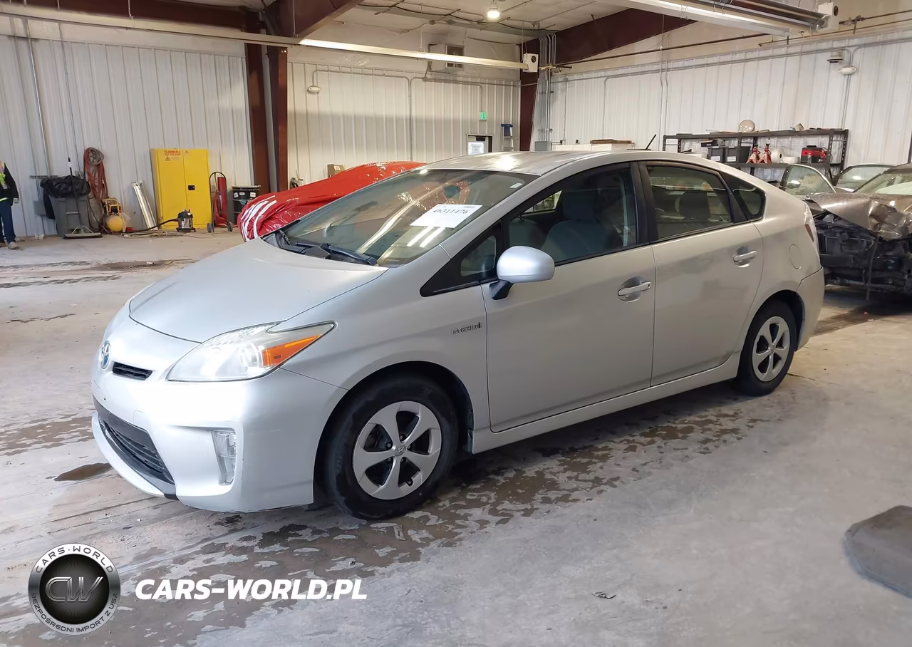 2013 Toyota Prius Two VIN:JTDKN3DU2D5564931 - 2