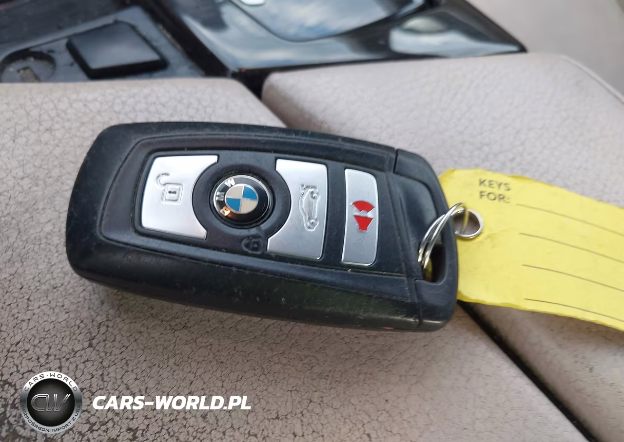 2013 BMW 535I xDrive VIN:WBAFU7C53DDU70789 - 11
