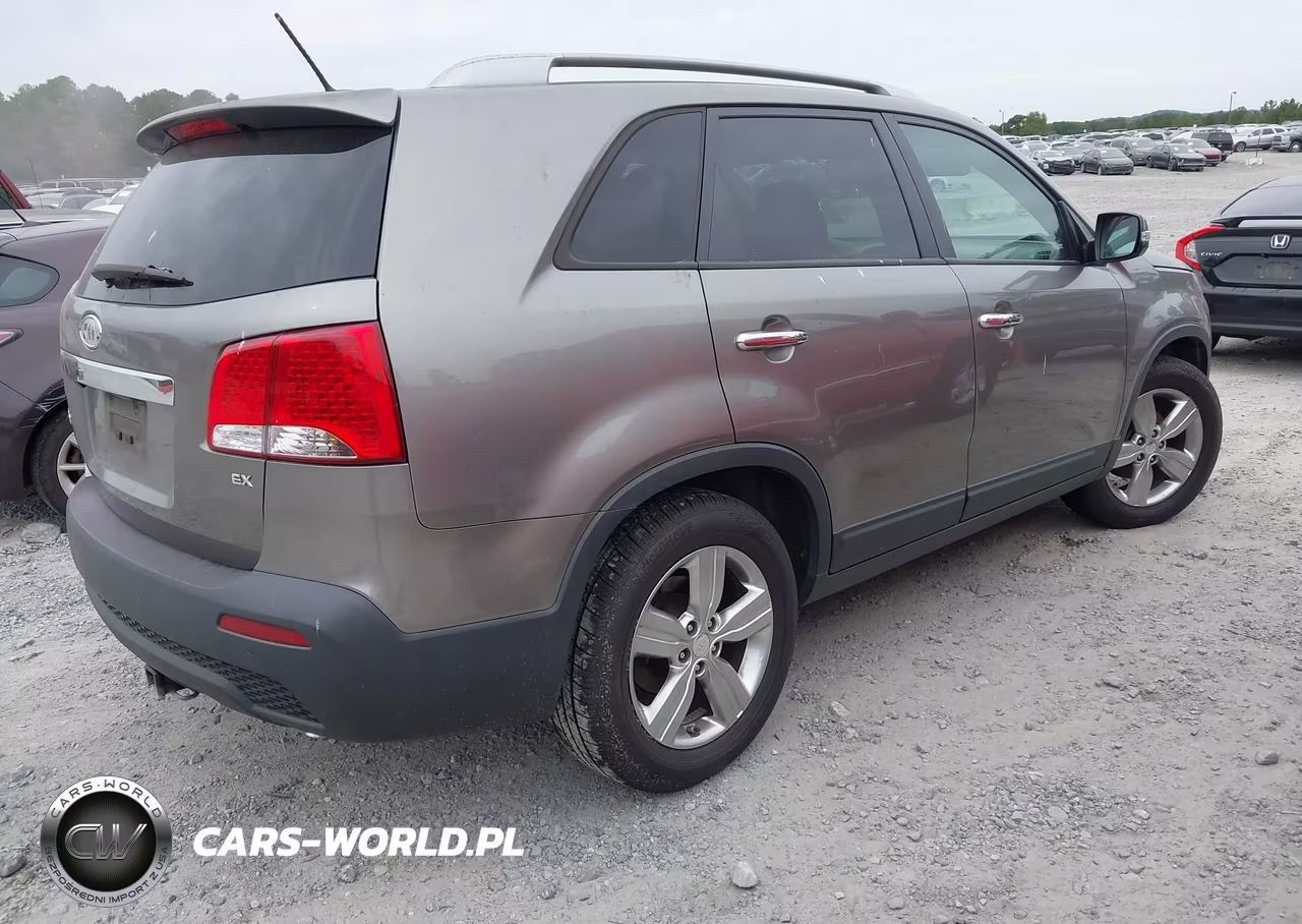 2013 Kia Sorento Ex VIN:5XYKU4A6XDG407007 - 4