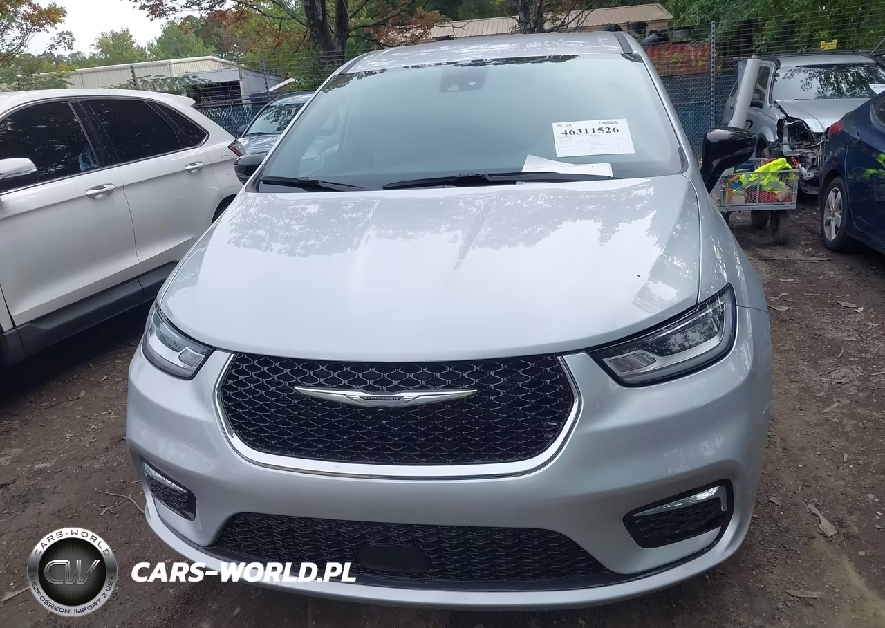 2026 Chrysler Pacifica Select VIN:2C4RC1BGXTR196635 - 12