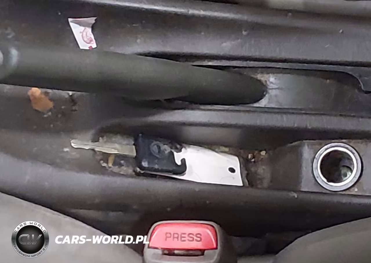 2004 Nissan Sentra 1.8S VIN:3N1CB51D44L919081 - 11