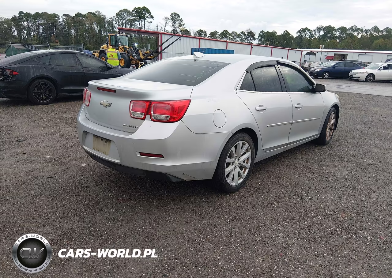 2015 Chevrolet Malibu 2Lt VIN:1G11D5SL3FF292318 - 4