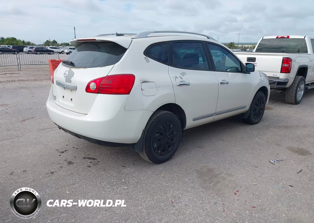 2014 Nissan Rogue Select S VIN:JN8AS5MT0EW621070 - 4