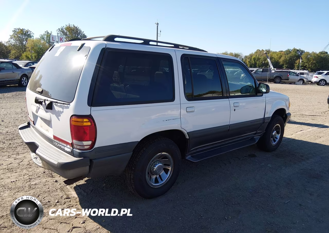 2000 Mercury Mountaineer VIN:4M2DU86P7YUJ17565 - 4