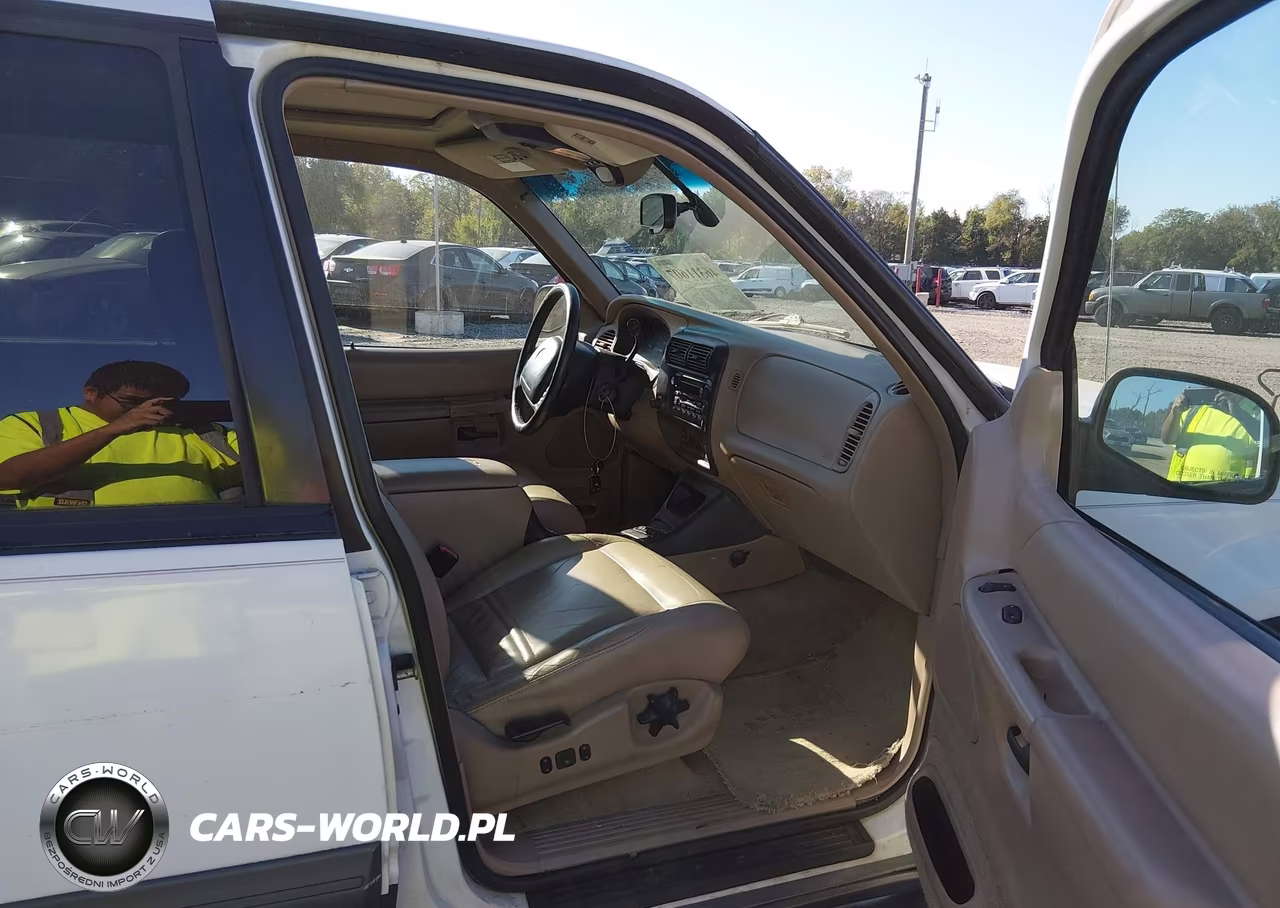 2000 Mercury Mountaineer VIN:4M2DU86P7YUJ17565 - 5