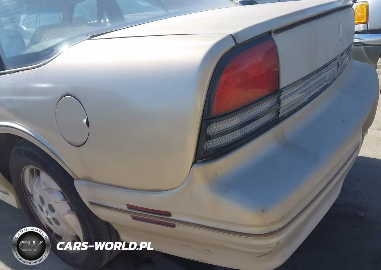 1994 Oldsmobile Cutlass Supreme S VIN:1G3WH55M5RD421391 - 13