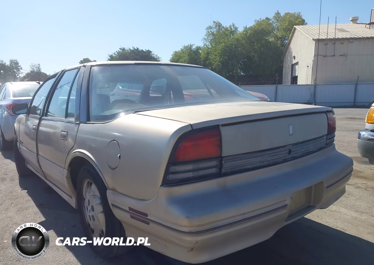 1994 Oldsmobile Cutlass Supreme S VIN:1G3WH55M5RD421391 - 3