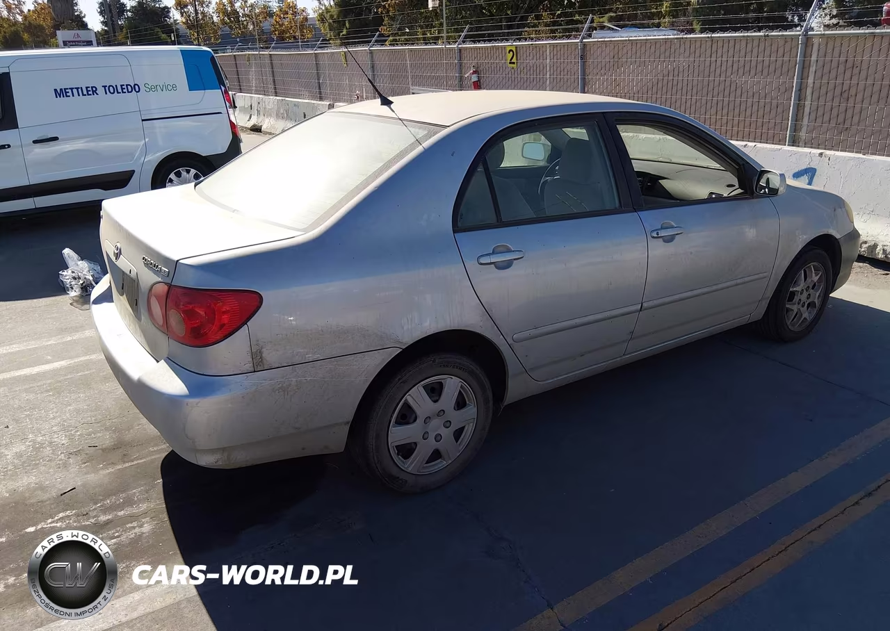 2007 Toyota Corolla Le VIN:1NXBR32E77Z804416 - 4