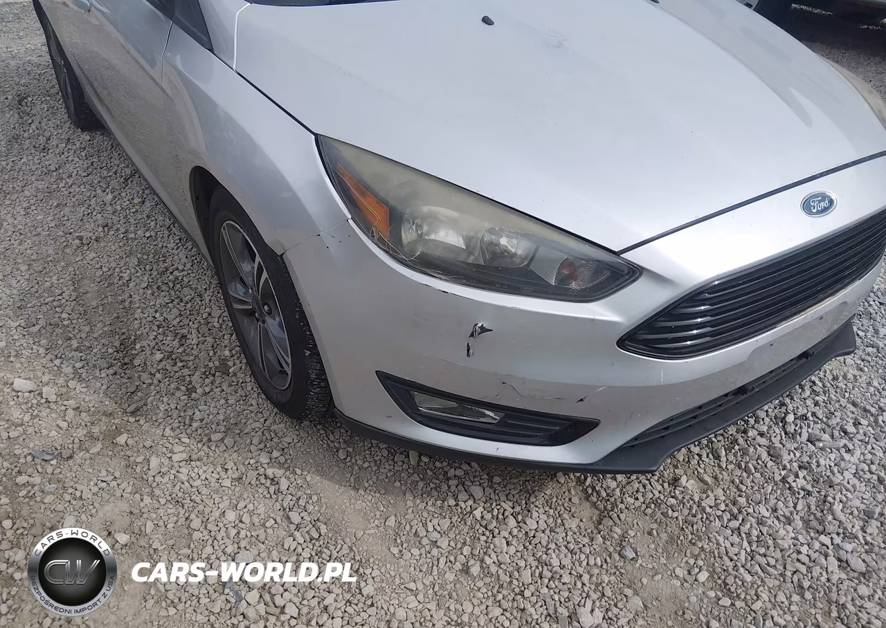 2018 Ford Focus Se VIN:1FADP3FE5JL265715 - 6