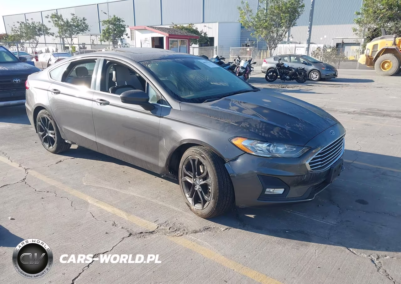 2019 Ford Fusion Se – zdjęcie 1 z 18