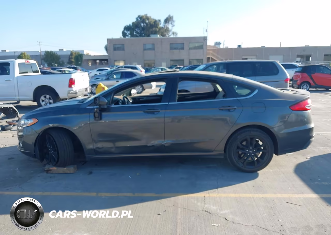 2019 Ford Fusion Se VIN:3FA6P0HD0KR177864 - 15