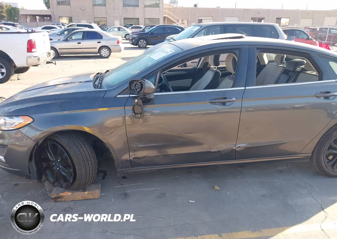 2019 Ford Fusion Se VIN:3FA6P0HD0KR177864 - 6