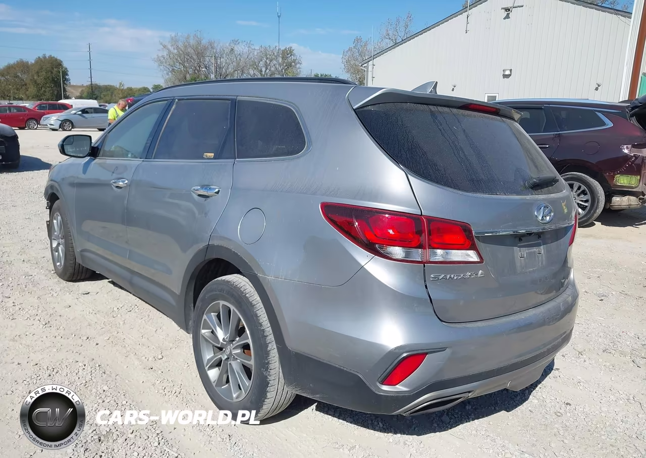 2017 Hyundai Santa Fe Se VIN:KM8SM4HF4HU236664 - 3