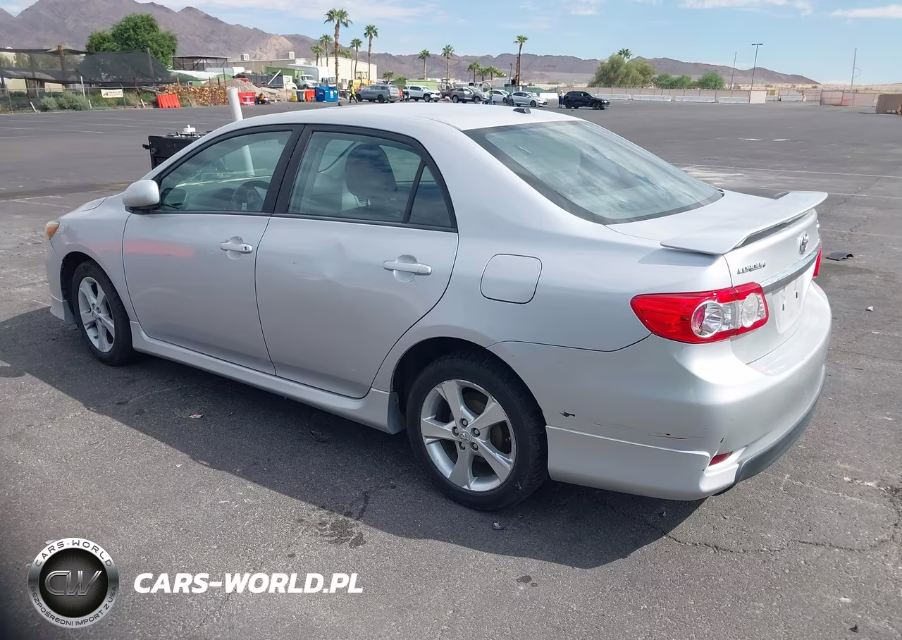 2012 Toyota Corolla S VIN:2T1BU4EE7CC858665 - 3