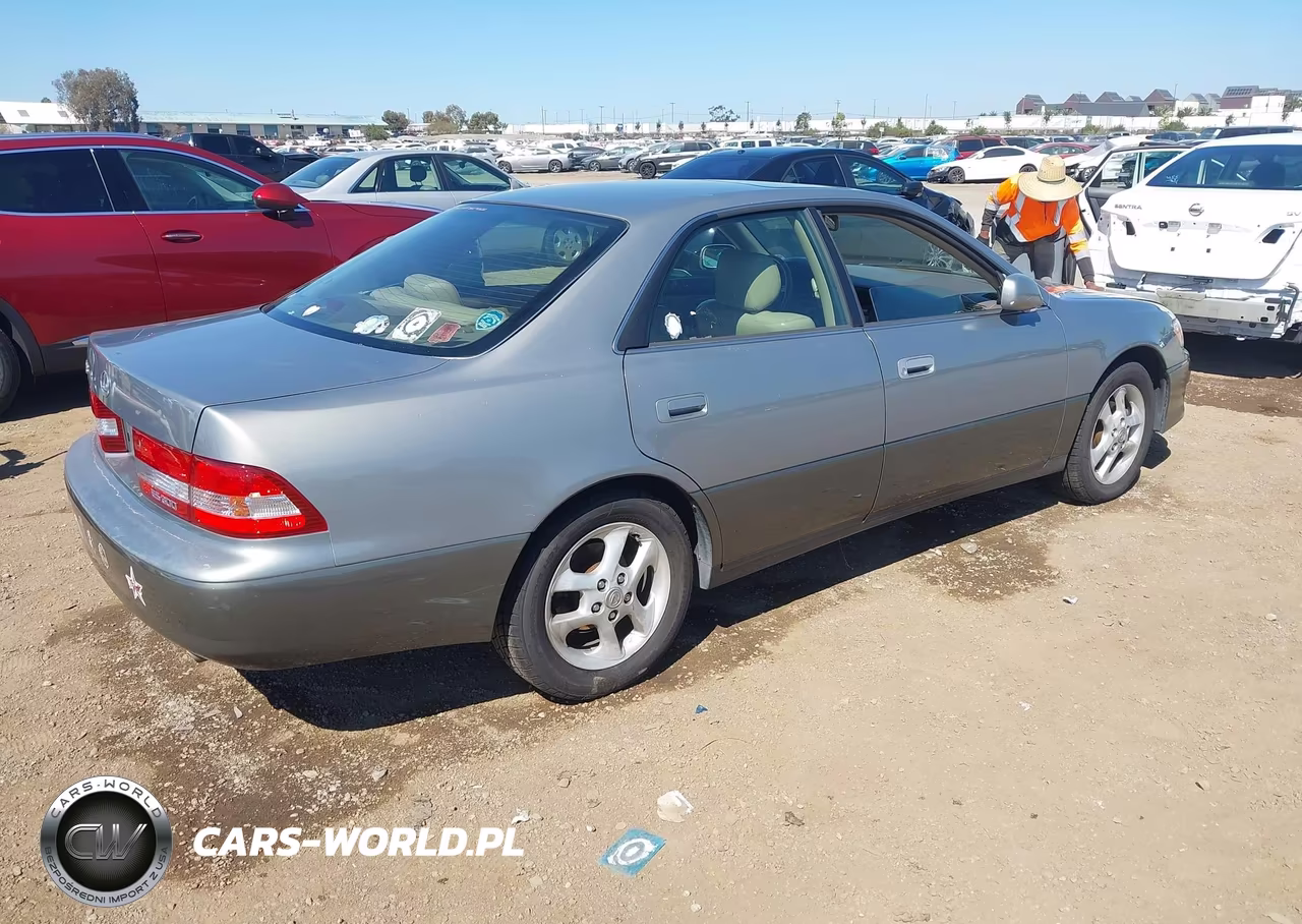 2000 Lexus Es 300 VIN:JT8BF28G8Y0275565 - 4