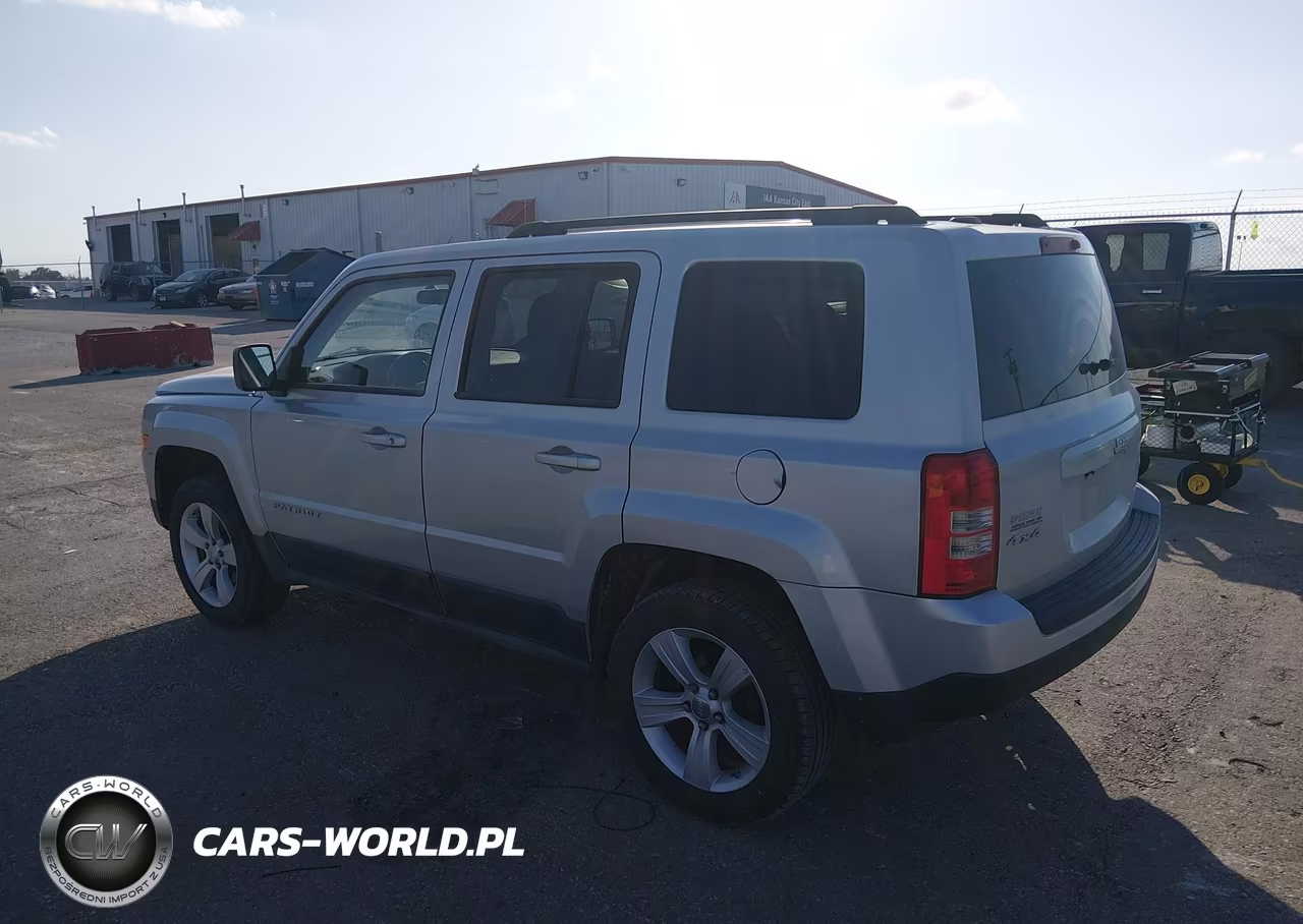 2011 Jeep Patriot Sport VIN:1J4NF1GBXBD223766 - 3