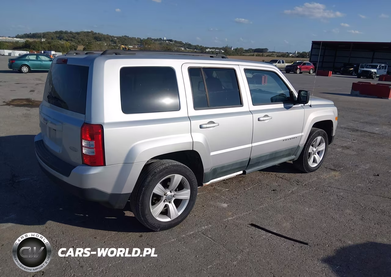 2011 Jeep Patriot Sport VIN:1J4NF1GBXBD223766 - 4