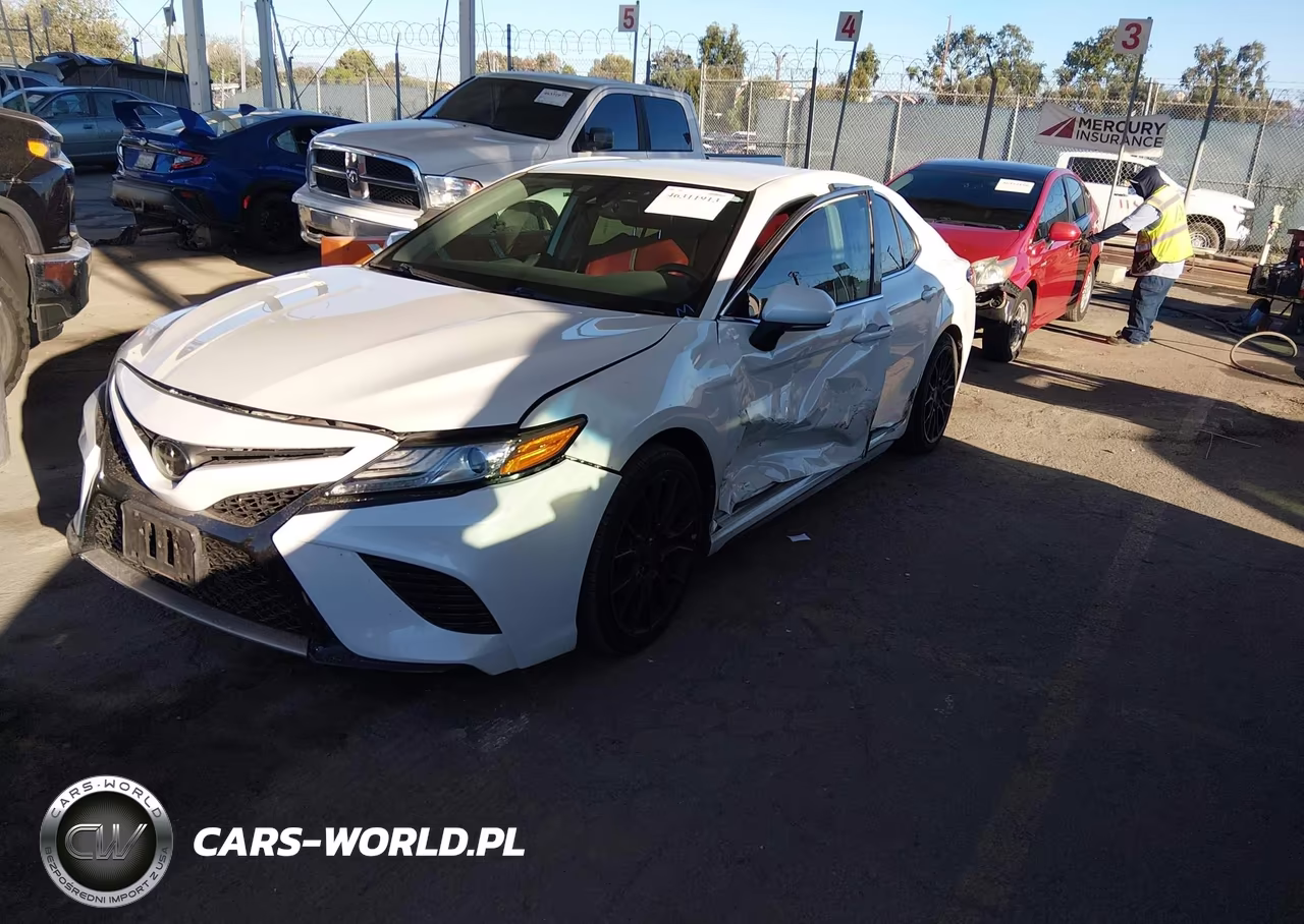2019 Toyota Camry Xse VIN:4T1B61HK8KU836519 - 2