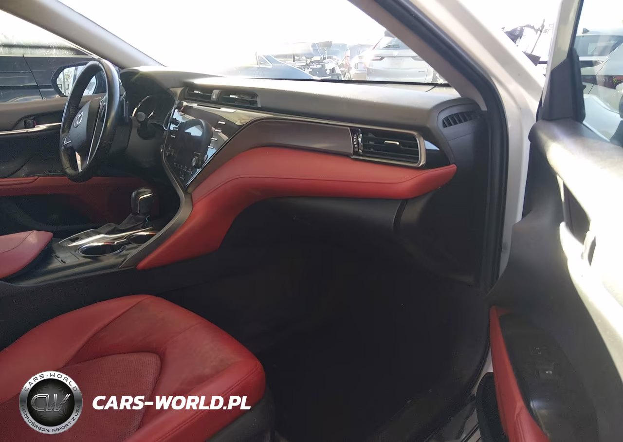 2019 Toyota Camry Xse VIN:4T1B61HK8KU836519 - 5