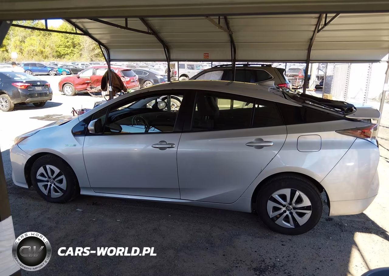 2016 Toyota Prius Three VIN:JTDKARFU2G3522402 - 15